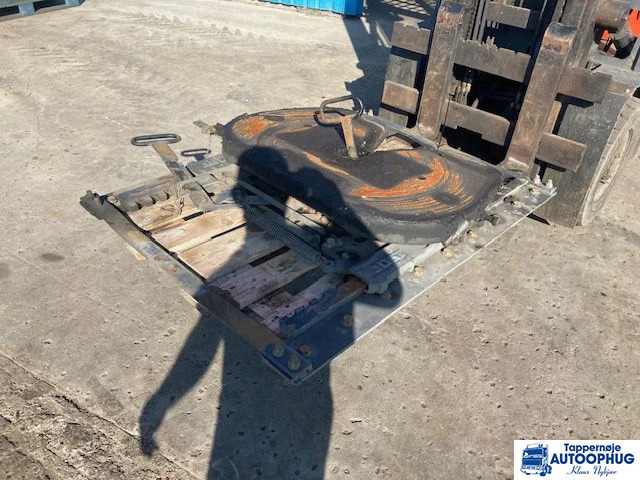 MAN JOST flytbar skammel - Nyereg - Teherautó: 2 kép. MAN JOST flytbar skammel - Nyereg - Teherautó: 2 kép.