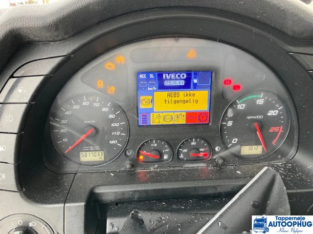 Iveco Stralis 460 E 6 - Nyergesvontató: 4 kép. Iveco Stralis 460 E 6 - Nyergesvontató: 4 kép.