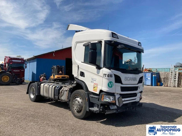 Scania P280 4X2 - Nyergesvontató: 2 kép. Scania P280 4X2 - Nyergesvontató: 2 kép.