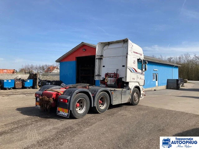 Scania R560 6X2 Retarder - Nyergesvontató: 3 kép. Scania R560 6X2 Retarder - Nyergesvontató: 3 kép.