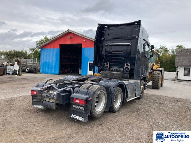 Scania S500 6X2 Retarder - Nyergesvontató: 3 kép. Scania S500 6X2 Retarder - Nyergesvontató: 3 kép.