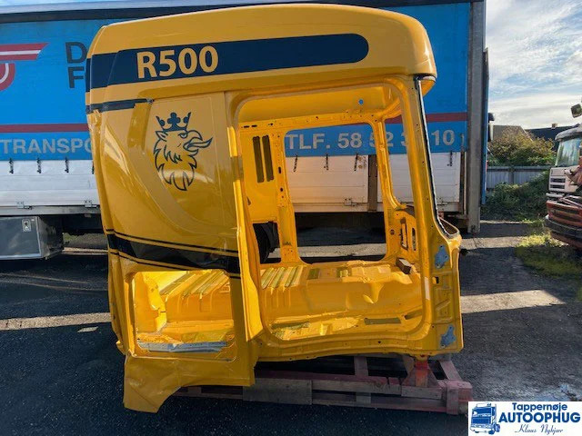 Scania CR 17 N Cab - Fülke és belső tér - Teherautó: 3 kép. Scania CR 17 N Cab - Fülke és belső tér - Teherautó: 3 kép.