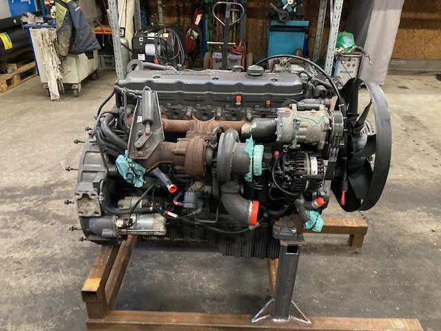 Scania DC07 113 L01 – Scania 3213635 - Motor - Teherautó: 3 kép. Scania DC07 113 L01 – Scania 3213635 - Motor - Teherautó: 3 kép.