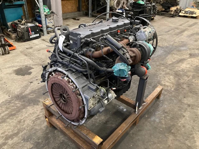 Scania DC07 113 L01 – Scania 3213635 - Motor - Teherautó: 4 kép. Scania DC07 113 L01 – Scania 3213635 - Motor - Teherautó: 4 kép.