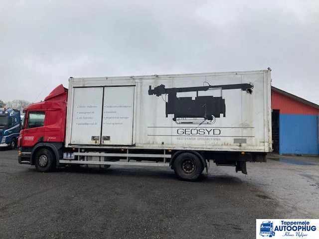 Scania P280 4X2 - Dobozos felépítményű teherautó: 5 kép. Scania P280 4X2 - Dobozos felépítményű teherautó: 5 kép.