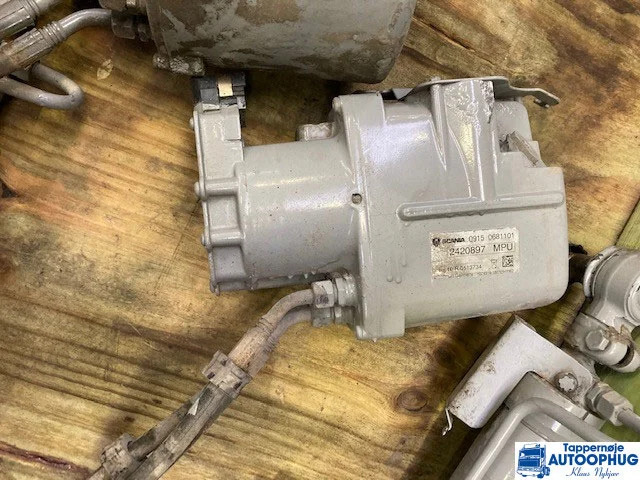 Scania Steering EST Hydraulic cylinder P/N: 2717017 / 2420899 - Kormányzás - Teherautó: 5 kép. Scania Steering EST Hydraulic cylinder P/N: 2717017 / 2420899 - Kormányzás - Teherautó: 5 kép.