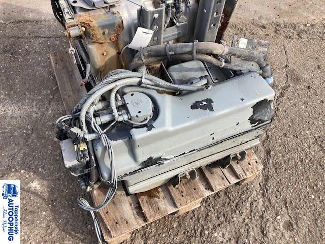 Scania adblue tank – reductant tank Scania 2196094 - AdBlue tartály - Teherautó: 1 kép. Scania adblue tank – reductant tank Scania 2196094 - AdBlue tartály - Teherautó: 1 kép.