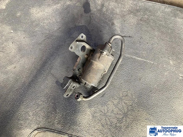 Volvo 20428983 – Volvo Oil filter - Kormányzás - Teherautó: 1 kép. Volvo 20428983 – Volvo Oil filter - Kormányzás - Teherautó: 1 kép.