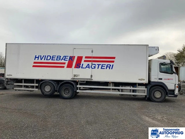 Volvo FM380 M kølekasse - Hűtős teherautó: 3 kép. Volvo FM380 M kølekasse - Hűtős teherautó: 3 kép.