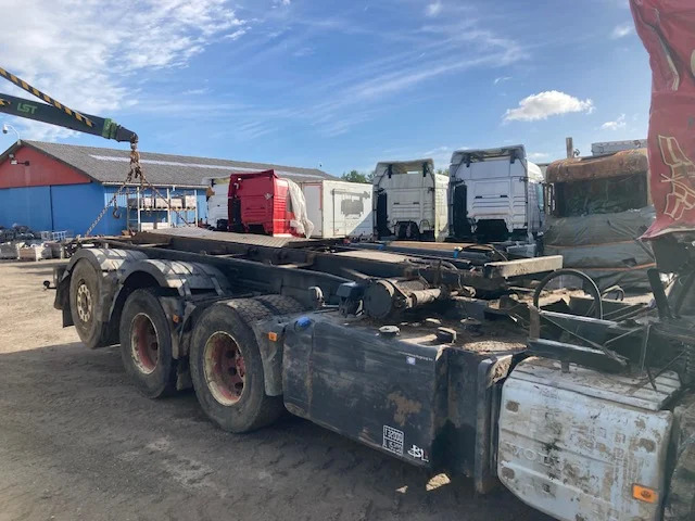 Volvo FMX 540 8X4 - Cserefelépítményes teherautó: 3 kép. Volvo FMX 540 8X4 - Cserefelépítményes teherautó: 3 kép.