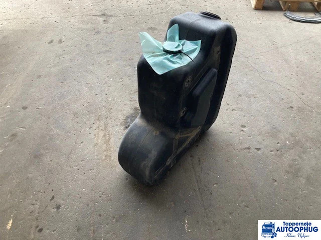 Volvo adblue tank – Volvo 23225656 - AdBlue tartály - Teherautó: 3 kép. Volvo adblue tank – Volvo 23225656 - AdBlue tartály - Teherautó: 3 kép.