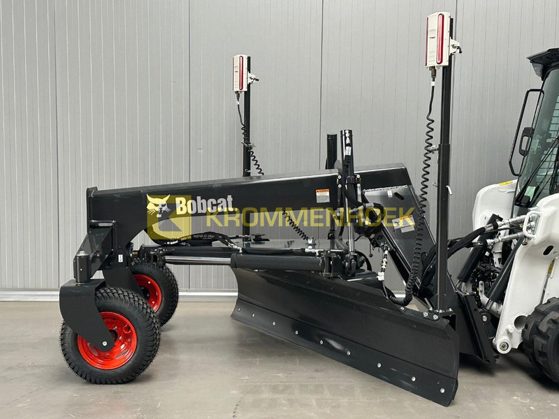 Bobcat Grader 244 cm HD Laser - Mini homlokrakodó: 2 kép. Bobcat Grader 244 cm HD Laser - Mini homlokrakodó: 2 kép.