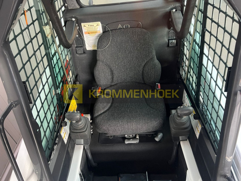 Mini homlokrakodó Bobcat S 100 SJC | 2 speed: 11 kép.