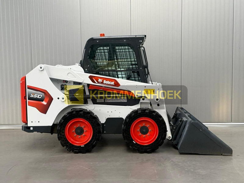 Bobcat S 510 - Mini homlokrakodó: 5 kép. Bobcat S 510 - Mini homlokrakodó: 5 kép.