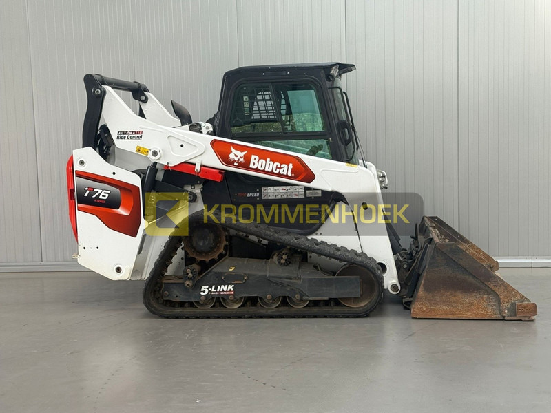 Bobcat T 76 High Flow | A/C - Mini homlokrakodó: 5 kép. Bobcat T 76 High Flow | A/C - Mini homlokrakodó: 5 kép.