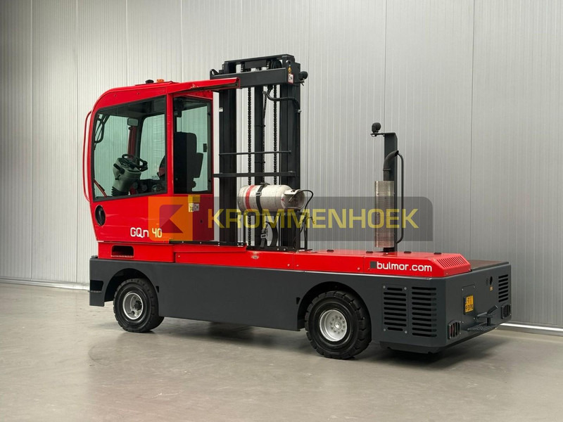 Bulmor GQN 40-12-45 - Oldalrakodó targoncá: 3 kép. Bulmor GQN 40-12-45 - Oldalrakodó targoncá: 3 kép.