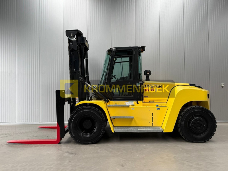 Hyster H 16 XM-6 - Dízel targonca: 1 kép. Hyster H 16 XM-6 - Dízel targonca: 1 kép.