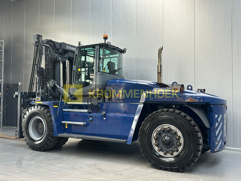 Kalmar DCG 180-12 - Dízel targonca: 3 kép. Kalmar DCG 180-12 - Dízel targonca: 3 kép.