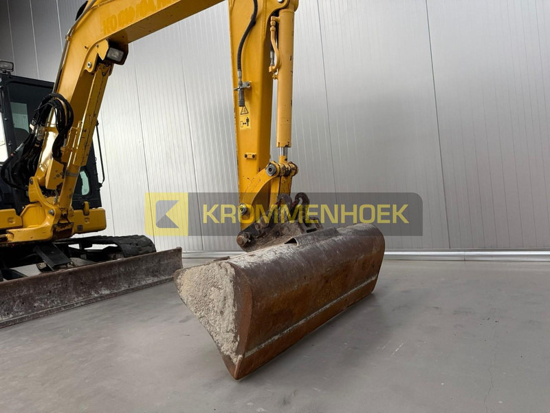 Minikotró Komatsu PC 55 MR-5: 11 kép. Minikotró Komatsu PC 55 MR-5: 11 kép.