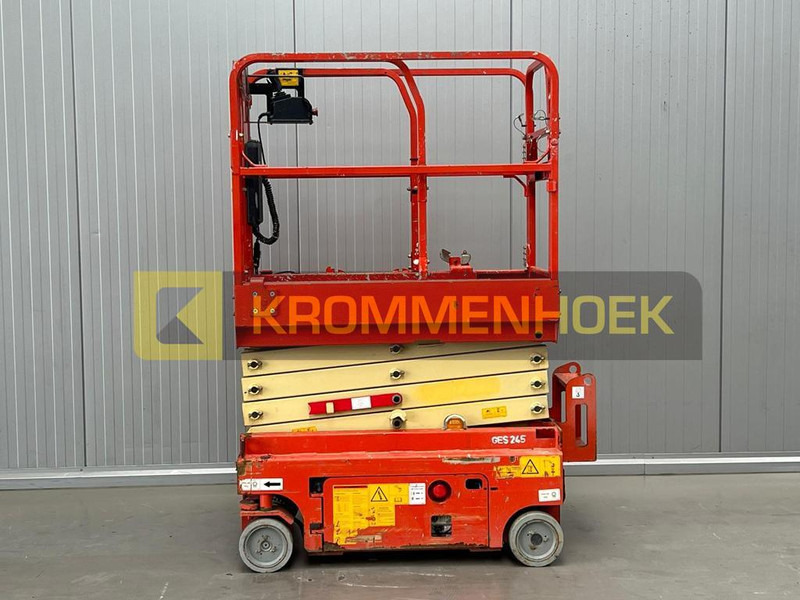 LGMG SS 0507 - Ollós emelő: 2 kép. LGMG SS 0507 - Ollós emelő: 2 kép.