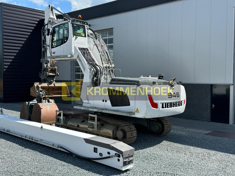 Liebherr R 946 LC Cosben 27 Meter Telescooparm - Kotrógép: 5 kép. Liebherr R 946 LC Cosben 27 Meter Telescooparm - Kotrógép: 5 kép.