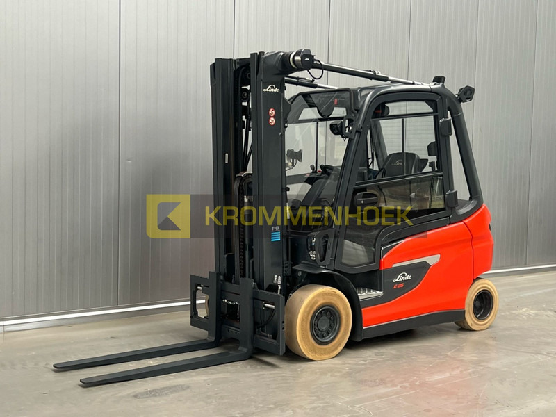 Linde E 25 L - Elektromos targonca: 2 kép. Linde E 25 L - Elektromos targonca: 2 kép.