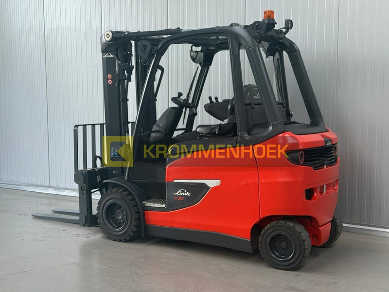 Linde E 30 HL-01/600 - Elektromos targonca: 3 kép. Linde E 30 HL-01/600 - Elektromos targonca: 3 kép.