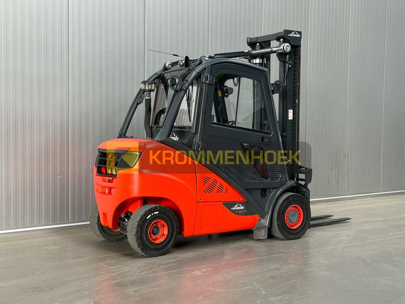 Linde H 30 D - Dízel targonca: 4 kép. Linde H 30 D - Dízel targonca: 4 kép.