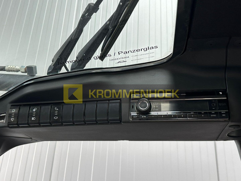 Dízel targonca Linde H 30 D: 15 kép. Dízel targonca Linde H 30 D: 15 kép.