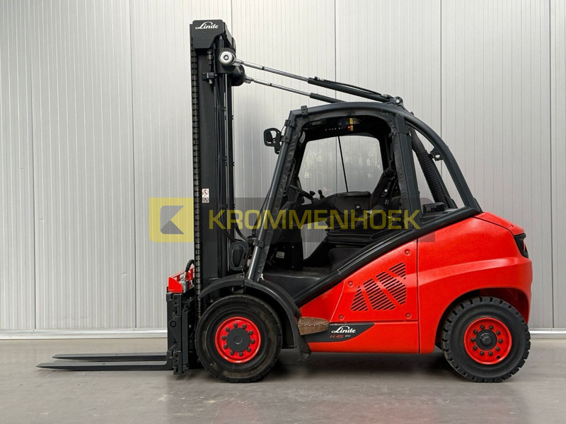 Linde H 45 D - Dízel targonca: 1 kép. Linde H 45 D - Dízel targonca: 1 kép.