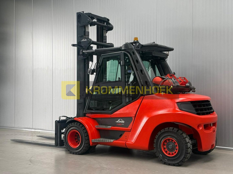 Linde H 80 T-900 - Gázüzemű targonca: 3 kép. Linde H 80 T-900 - Gázüzemű targonca: 3 kép.