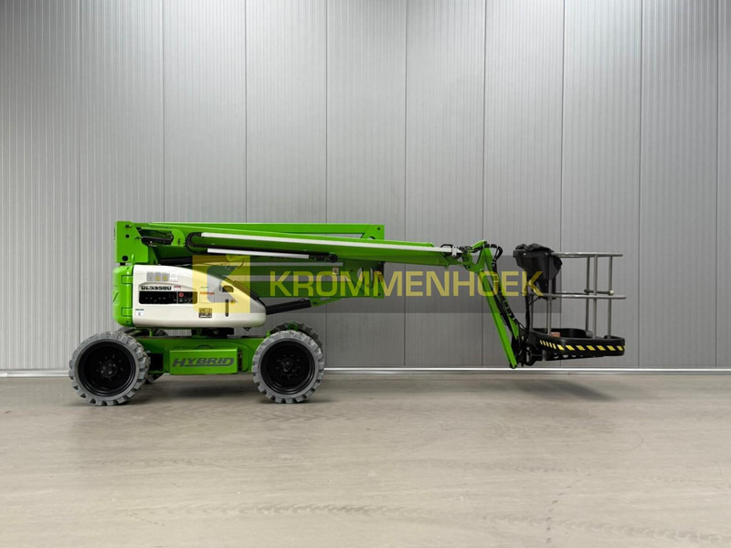 Nifty Lift HR 17 Hybrid 4x4 - Személyemelő: 5 kép. Nifty Lift HR 17 Hybrid 4x4 - Személyemelő: 5 kép.