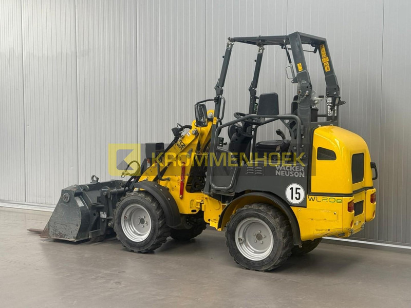 WACKER NEUSON WL 20 e - Gumikerekes homlokrakodó: 3 kép. WACKER NEUSON WL 20 e - Gumikerekes homlokrakodó: 3 kép.