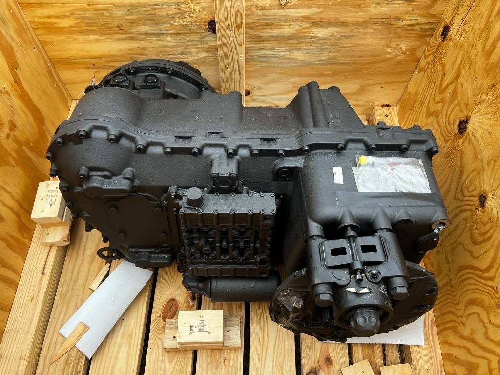 CNH Powershift - CNH / ZF - 4WG190 ZF - Hidraulika - Mezőgazdasági gépek: 1 kép. CNH Powershift - CNH / ZF - 4WG190 ZF - Hidraulika - Mezőgazdasági gépek: 1 kép.
