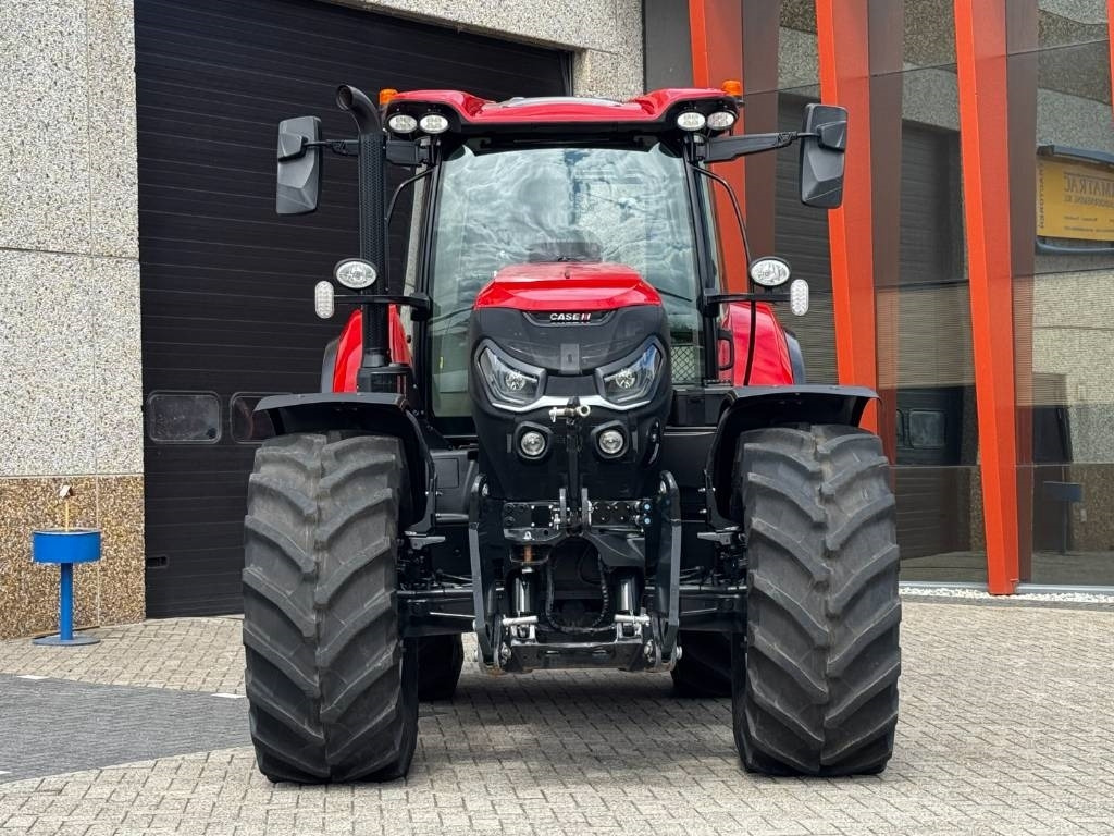 Case IH 240CVX, AFS, 2023, frontlinkage, 790u!! - Traktor: 2 kép. Case IH 240CVX, AFS, 2023, frontlinkage, 790u!! - Traktor: 2 kép.