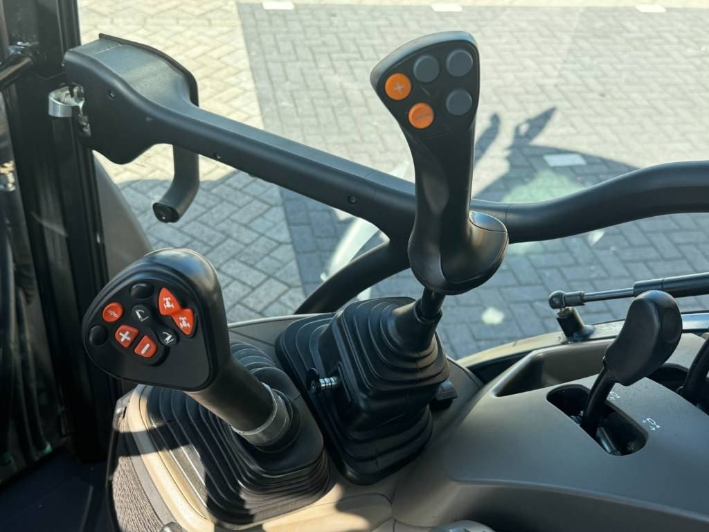 Traktor Case IH Farmall 100C, loader ready, EHR, 2023!!: 23 kép. Traktor Case IH Farmall 100C, loader ready, EHR, 2023!!: 23 kép.