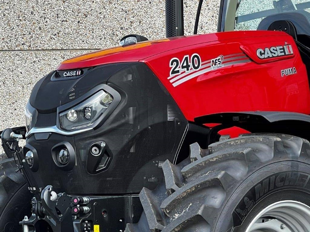 Case IH PUMA 240CVX, AFS Connect, 2024, frontlinkage, GPS! - Traktor: 3 kép. Case IH PUMA 240CVX, AFS Connect, 2024, frontlinkage, GPS! - Traktor: 3 kép.