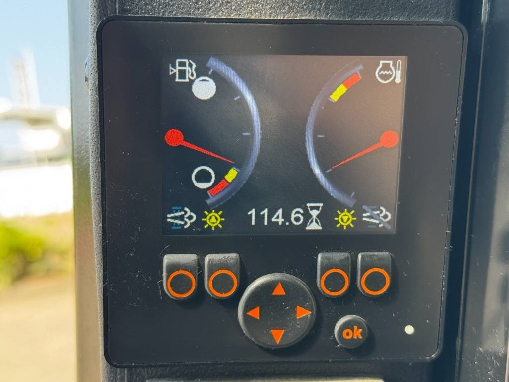 Lánctalpas kotró Gehl R135 / Mantitou 1350R, 2022, 115 hours!: 18 kép.