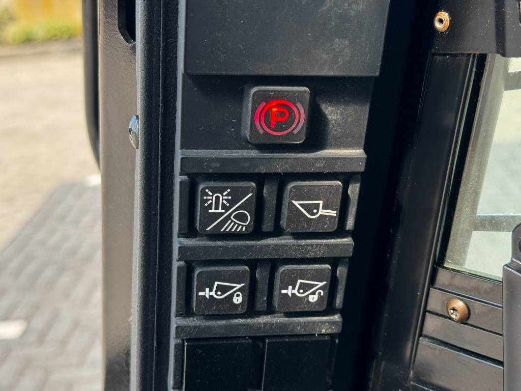 Lánctalpas kotró Gehl R135 / Mantitou 1350R, 2022, 115 hours!: 20 kép.