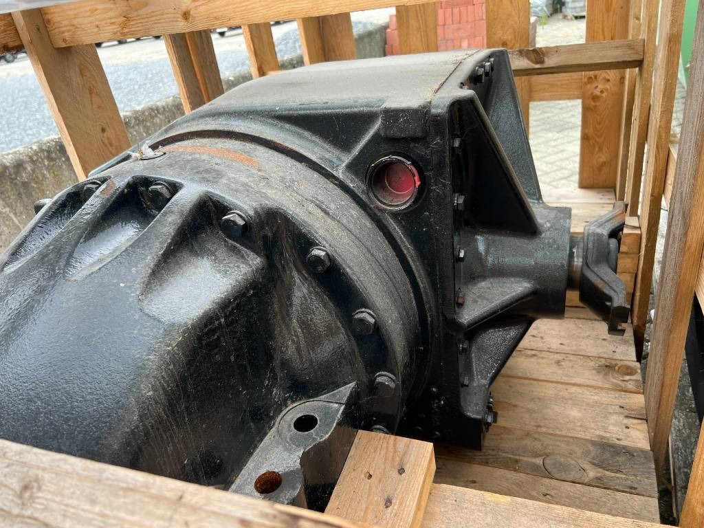 New Holland Front Axle New Holland T9 / Case Steiger - CNH - - Keret/ Alváz - Mezőgazdasági gépek: 3 kép. New Holland Front Axle New Holland T9 / Case Steiger - CNH - - Keret/ Alváz - Mezőgazdasági gépek: 3 kép.