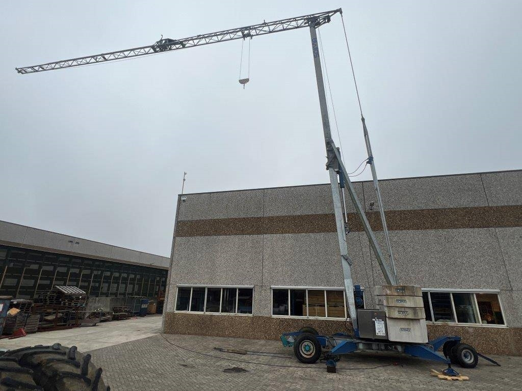 Soima Construction crane SOIMA SGH 19x28 - 28 mete - Toronydaru: 3 kép. Soima Construction crane SOIMA SGH 19x28 - 28 mete - Toronydaru: 3 kép.