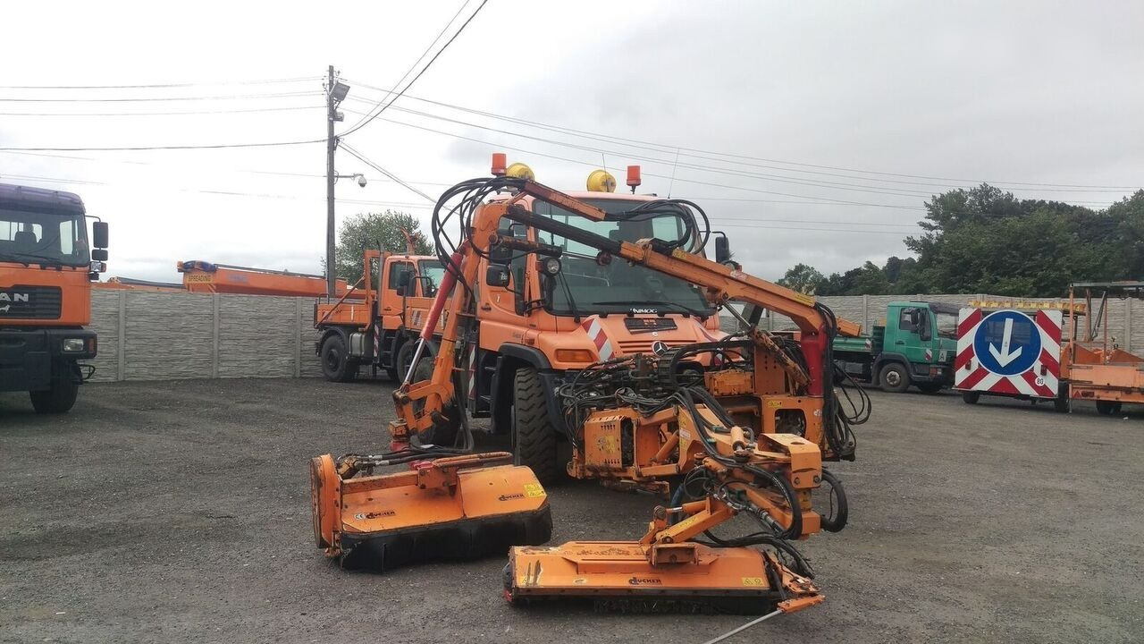Dücker Kosiarka Wysięgnikowa Dücker TM 25 H (RSM13 + UNA 600) - Rézsűkasza: 5 kép. Dücker Kosiarka Wysięgnikowa Dücker TM 25 H (RSM13 + UNA 600) - Rézsűkasza: 5 kép.
