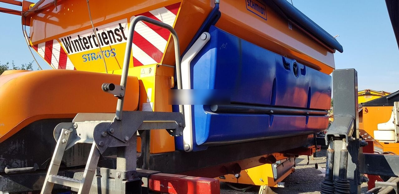 Homok-/ Sószóró - Többcélú/ Speciális jármű Schmidt Solarko piaskarka SCHMIDT STRATOS 5m3: 11 kép.