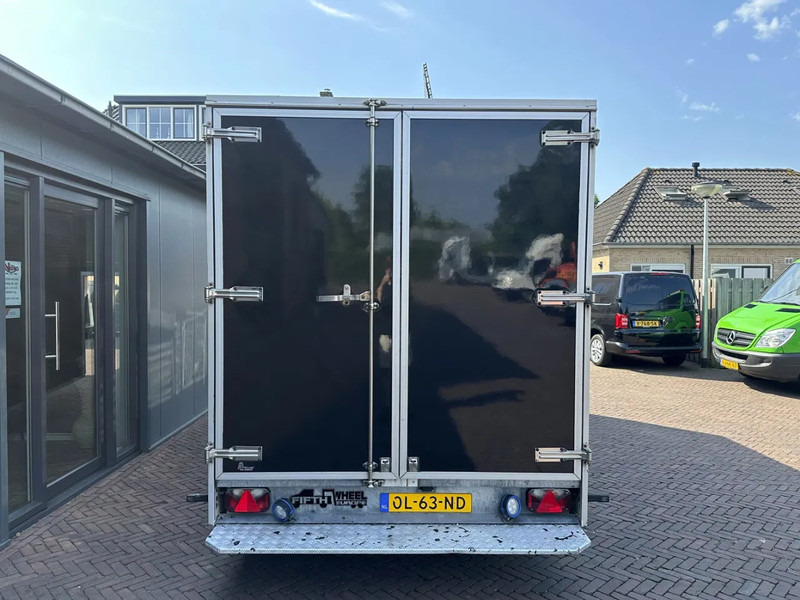 BOLLE B.E.2542E BE Oplegger Fifth Wheel Trailer 3880 KG Laadvermogen - Félpótkocsi dobozos: 4 kép. BOLLE B.E.2542E BE Oplegger Fifth Wheel Trailer 3880 KG Laadvermogen - Félpótkocsi dobozos: 4 kép.