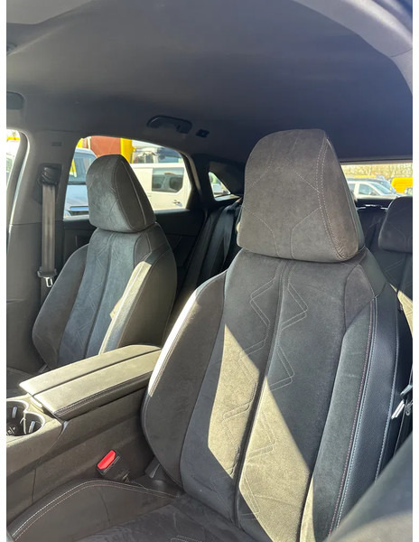 Terepjáró/ SUV DS Ds 7 Crossback DS PERFORMANCE LINE, 71DKM, ALCANTARA, VIRTUAL COCKPIT, LMV: 8 kép.