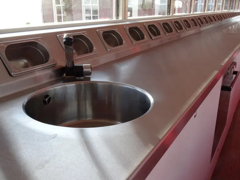 International BLEU BIRDS FOODBUS 3x MAGNETRON KOELKAST SCHOON WATER NUTS AANSLUITING - Távolsági busz: 4 kép. International BLEU BIRDS FOODBUS 3x MAGNETRON KOELKAST SCHOON WATER NUTS AANSLUITING - Távolsági busz: 4 kép.