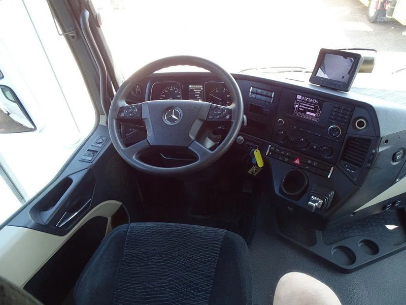 Mercedes-Benz Actros 2636 BDF OPEN LAADBAK CAMERA 380dKM - Platós teherautó: 5 kép. Mercedes-Benz Actros 2636 BDF OPEN LAADBAK CAMERA 380dKM - Platós teherautó: 5 kép.