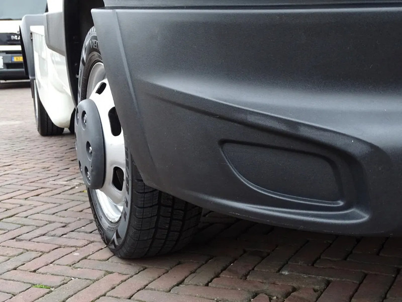 Iveco Daily 35.210 PK BE TREKKER 10.4t AIRCO CC - Nyergesvontató: 5 kép. Iveco Daily 35.210 PK BE TREKKER 10.4t AIRCO CC - Nyergesvontató: 5 kép.