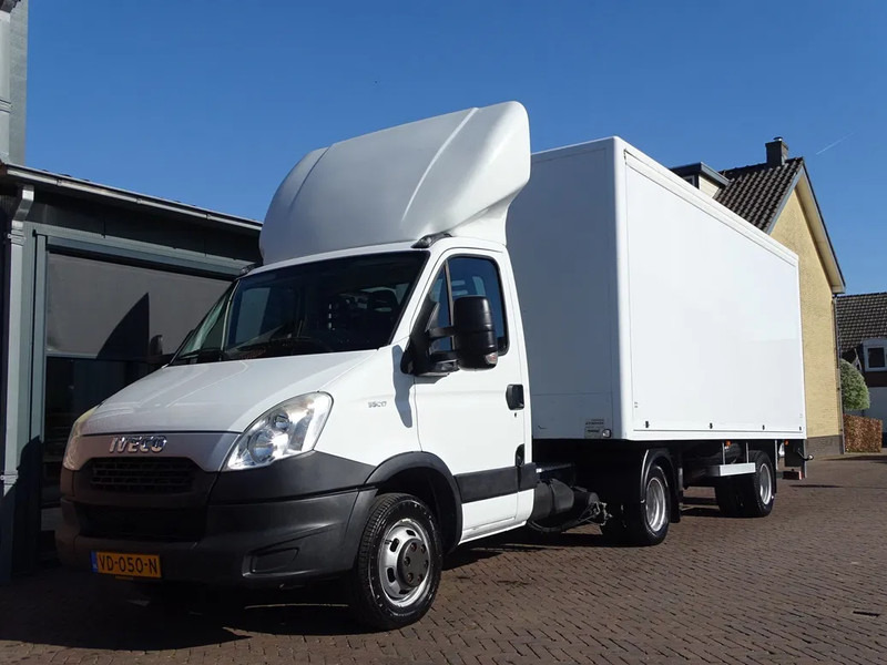 Iveco Daily 35C17 BE PODIUM OPLEGGER 3800 KG LBW 1.5 ton gereserveerd - Nyergesvontató: 2 kép. Iveco Daily 35C17 BE PODIUM OPLEGGER 3800 KG LBW 1.5 ton gereserveerd - Nyergesvontató: 2 kép.