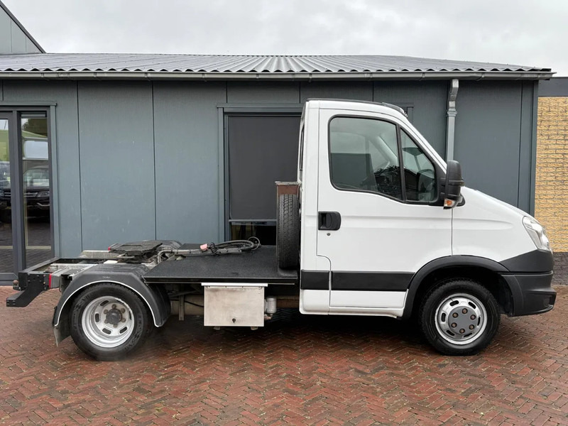 Iveco Daily 40C21 3.0 210 PK N1 Be trekker Luchtvering 8750KG Totaal gewicht - Nyergesvontató: 4 kép. Iveco Daily 40C21 3.0 210 PK N1 Be trekker Luchtvering 8750KG Totaal gewicht - Nyergesvontató: 4 kép.
